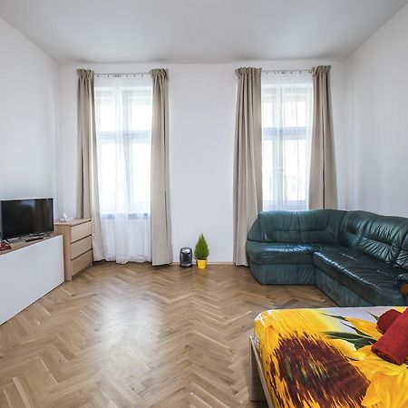 Beautiful Central Apartment Thamova Prag Eksteriør billede
