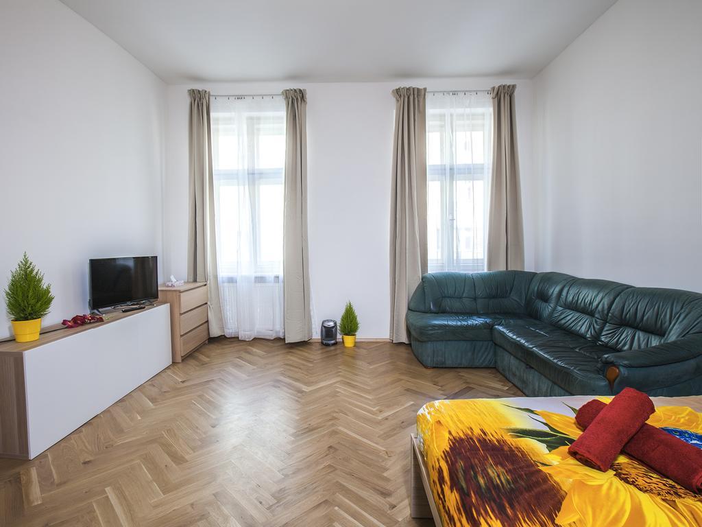 Beautiful Central Apartment Thamova Prag Eksteriør billede