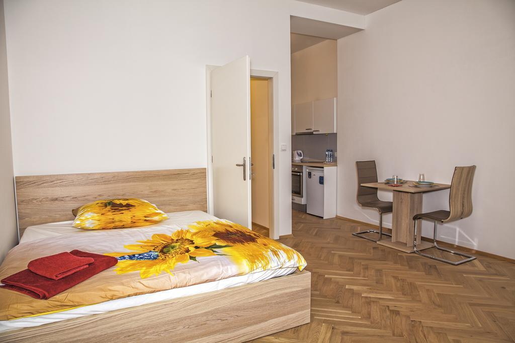 Beautiful Central Apartment Thamova Prag Eksteriør billede
