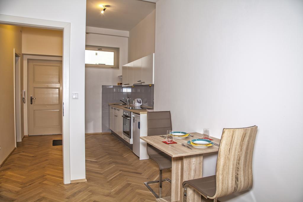 Beautiful Central Apartment Thamova Prag Eksteriør billede