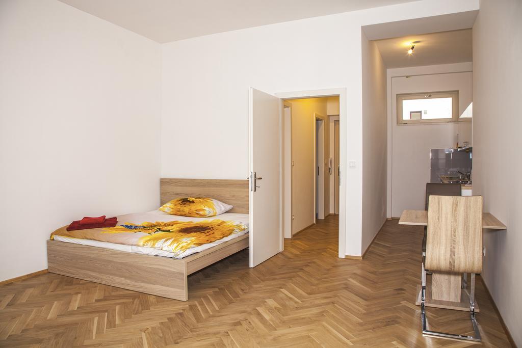 Beautiful Central Apartment Thamova Prag Eksteriør billede